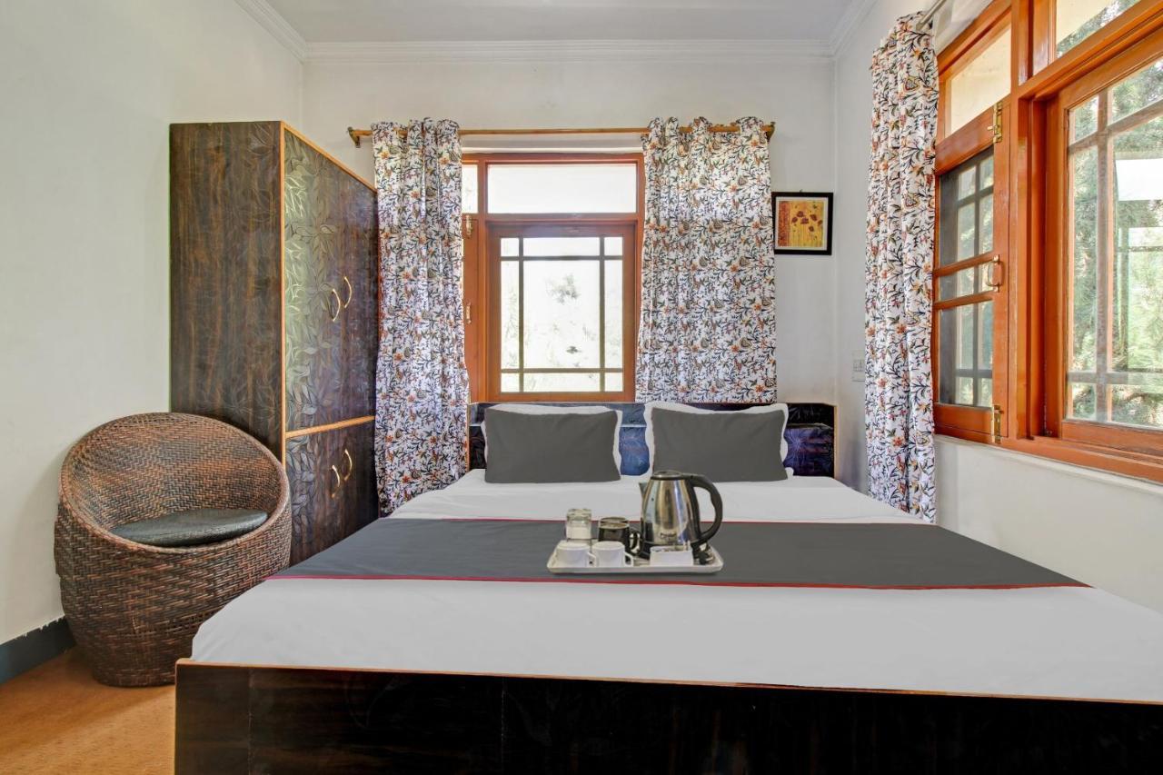 Super Oyo Capital O 91600 The Village Classic Hotel And Restaurant Срінагар Екстер'єр фото